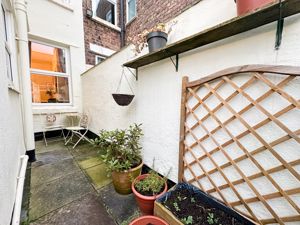 Photo 17- click for photo gallery